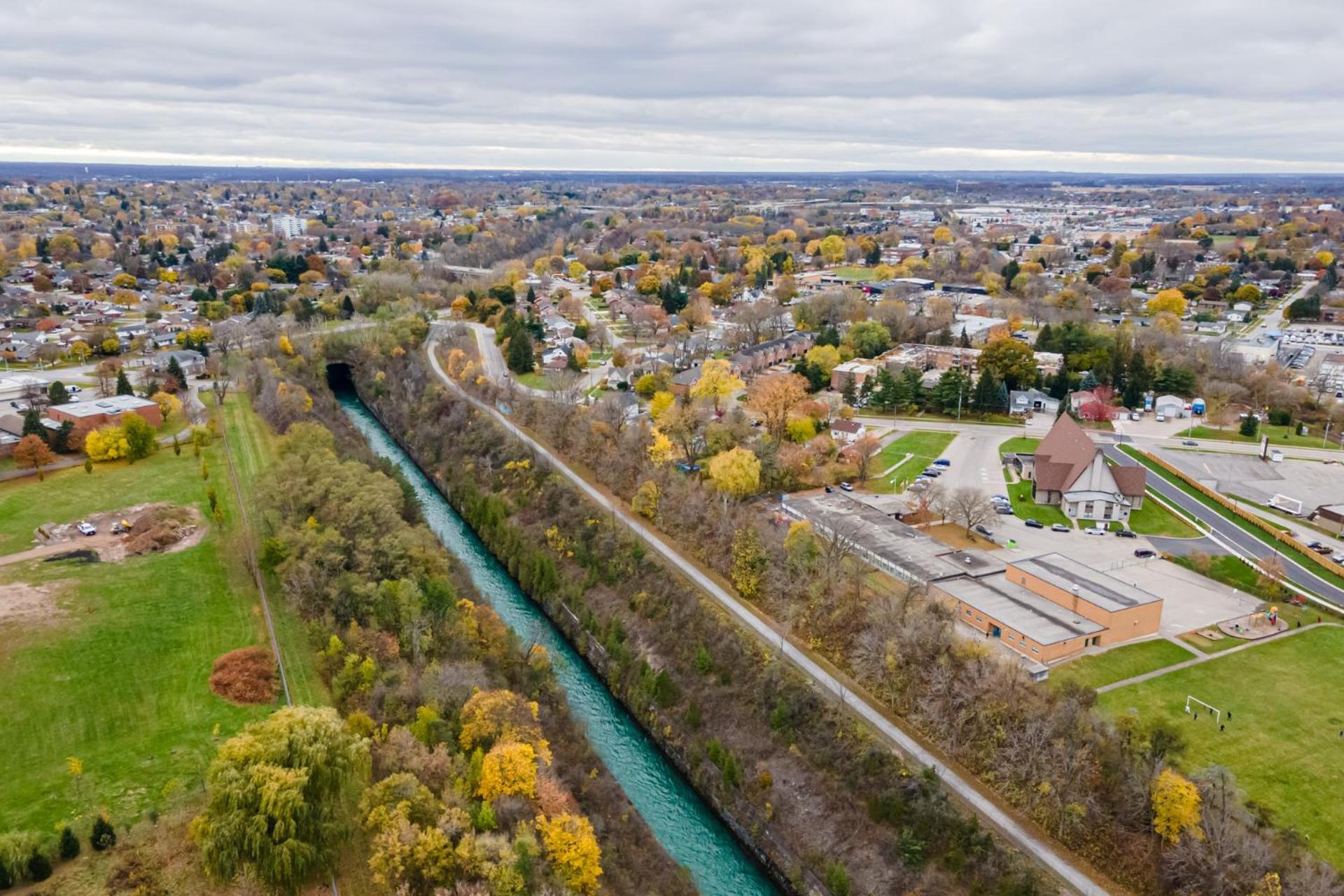 Luxury Living At The Falls - 4 Bed House Niagara Falls Esterno foto