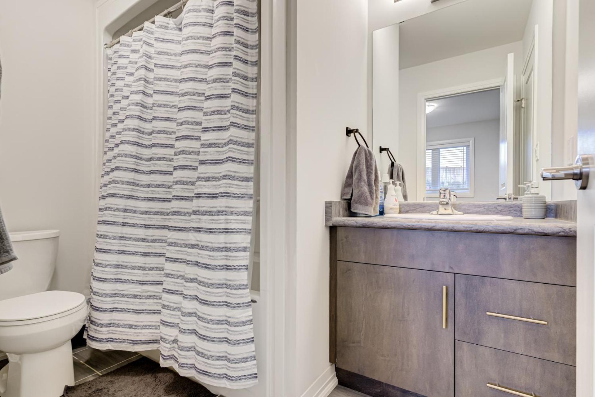 Luxury Living At The Falls - 4 Bed House Niagara Falls Esterno foto